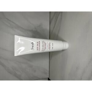 fresh Soy Face cleanser
